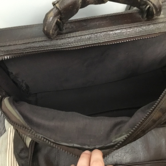 Genuine Leather Zippered Shoulder Messenger Bag - Picture 13 of 16